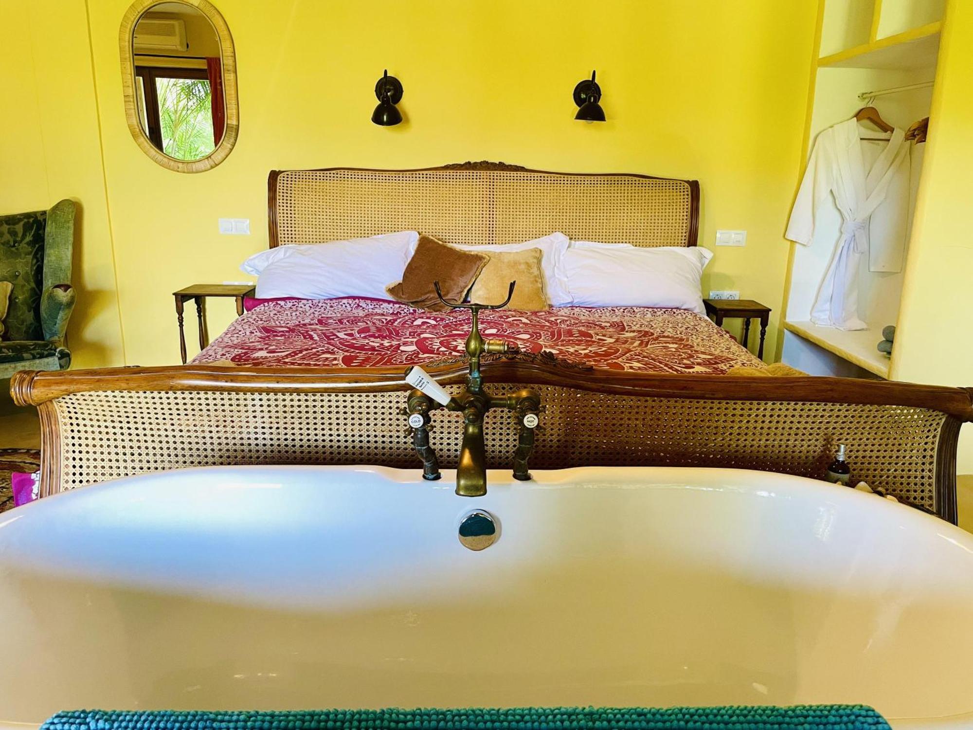 Beautiful Coastal Retreat In Punta Paloma Appartement Tarifa